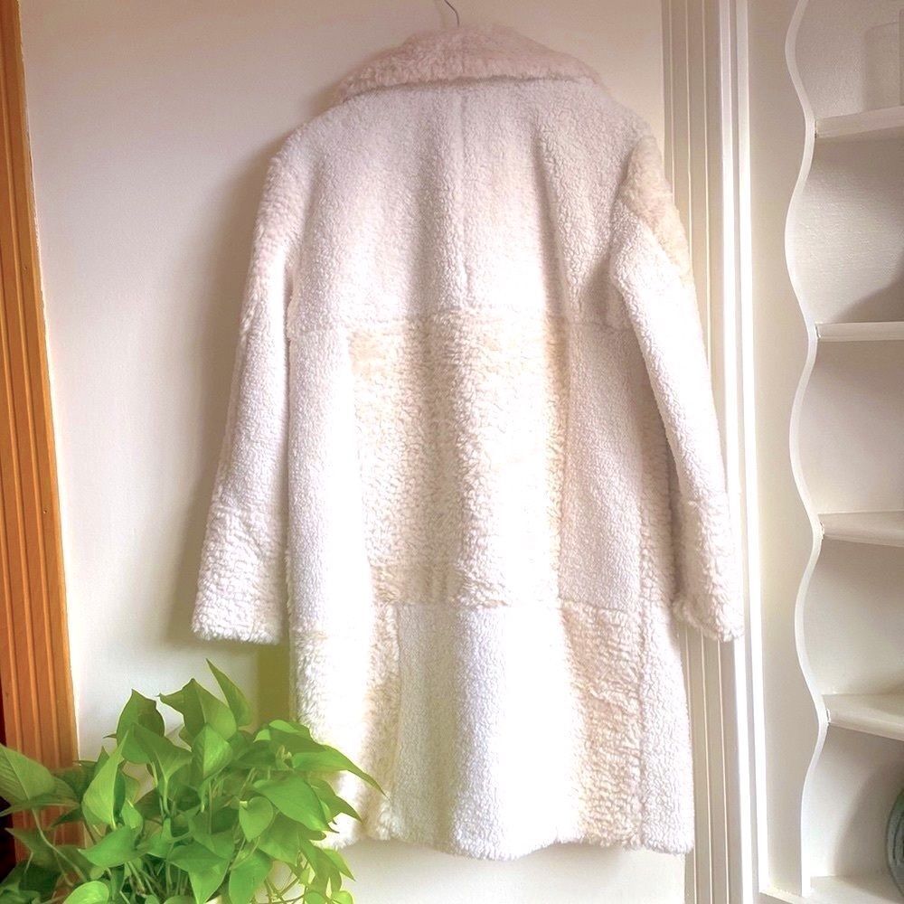 BCBG Faux Shearling Coat NEW - Picture 2 of 5